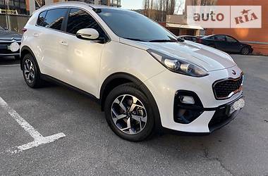 Позашляховик / Кросовер Kia Sportage 2018 в 