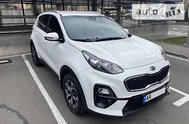 Позашляховик / Кросовер Kia Sportage 2018 в 