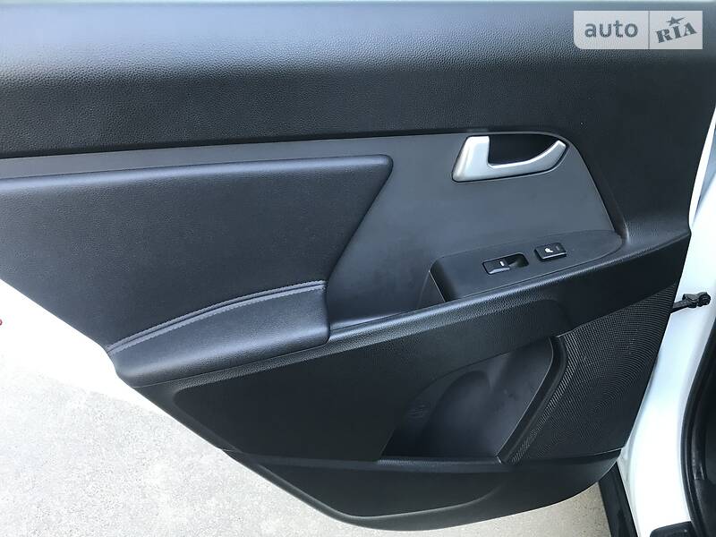 Позашляховик / Кросовер Kia Sportage 2012 в Одесі фото 16 Позашляховик / Кросовер Kia Sportage 2012 в Одесі