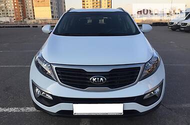Позашляховик / Кросовер Kia Sportage 2013 в 