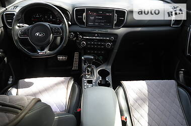 Позашляховик / Кросовер Kia Sportage 2017 в 