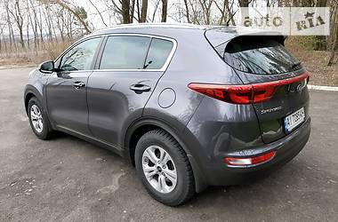 Позашляховик / Кросовер Kia Sportage 2017 в 