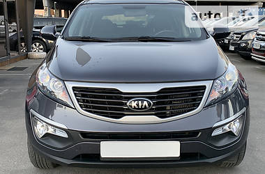 Позашляховик / Кросовер Kia Sportage 2013 в 
