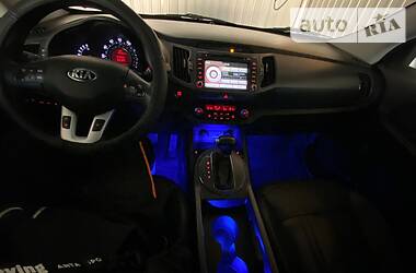 Позашляховик / Кросовер Kia Sportage 2013 в 