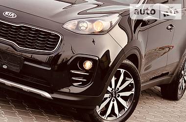 Позашляховик / Кросовер Kia Sportage 2016 в 