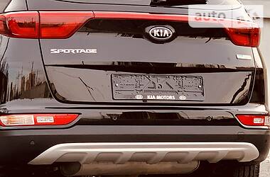 Позашляховик / Кросовер Kia Sportage 2016 в 