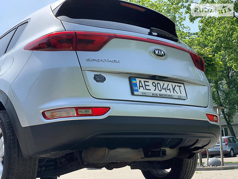 Позашляховик / Кросовер Kia Sportage 2016 в Львові