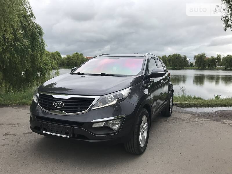 Позашляховик / Кросовер Kia Sportage 2011 в Рівному