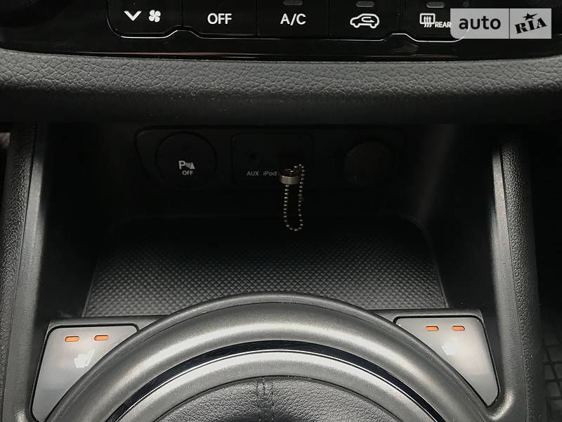 Позашляховик / Кросовер Kia Sportage 2011 в Рівному