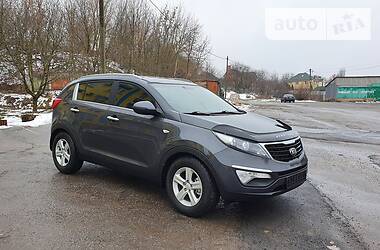 Позашляховик / Кросовер Kia Sportage 2014 в Києві