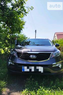 Внедорожник / Кроссовер Kia Sportage 2015 в Запорожье