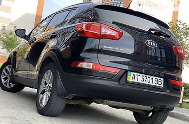 Внедорожник / Кроссовер Kia Sportage 2011 в Ивано-Франковске