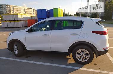 Позашляховик / Кросовер Kia Sportage 2016 в 