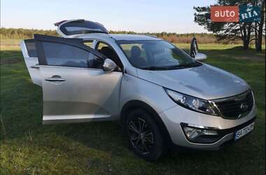 Внедорожник / Кроссовер Kia Sportage 2010 в Кременчуге