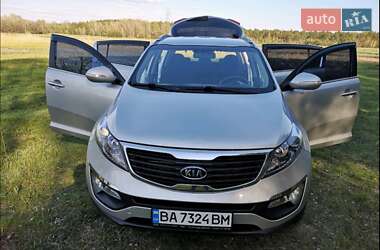Внедорожник / Кроссовер Kia Sportage 2010 в Кременчуге