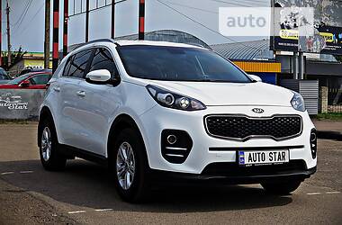 Внедорожник / Кроссовер Kia Sportage 2016 в Черкассах