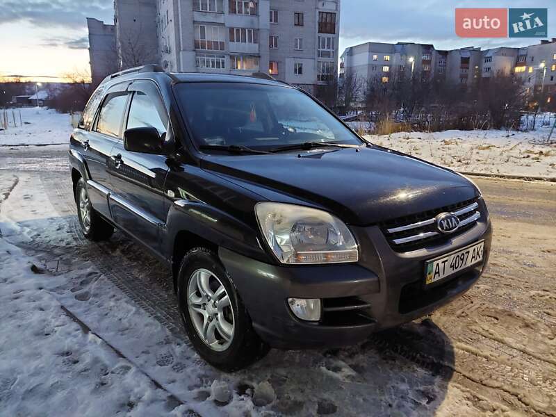 Внедорожник / Кроссовер Kia Sportage 2005 в Ивано-Франковске