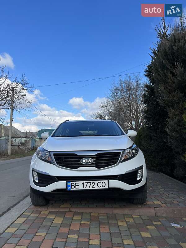 Внедорожник / Кроссовер Kia Sportage 2011 в Николаеве