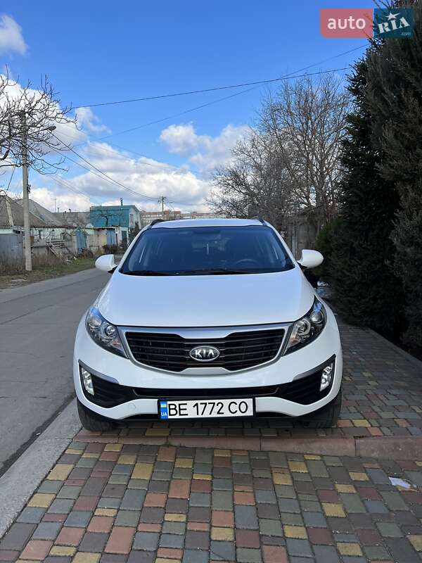 Внедорожник / Кроссовер Kia Sportage 2011 в Николаеве