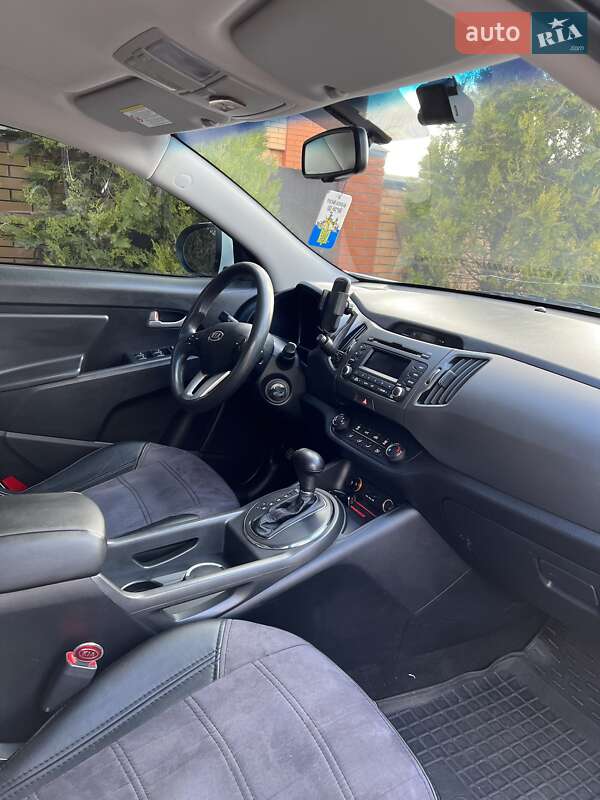 Внедорожник / Кроссовер Kia Sportage 2011 в Николаеве