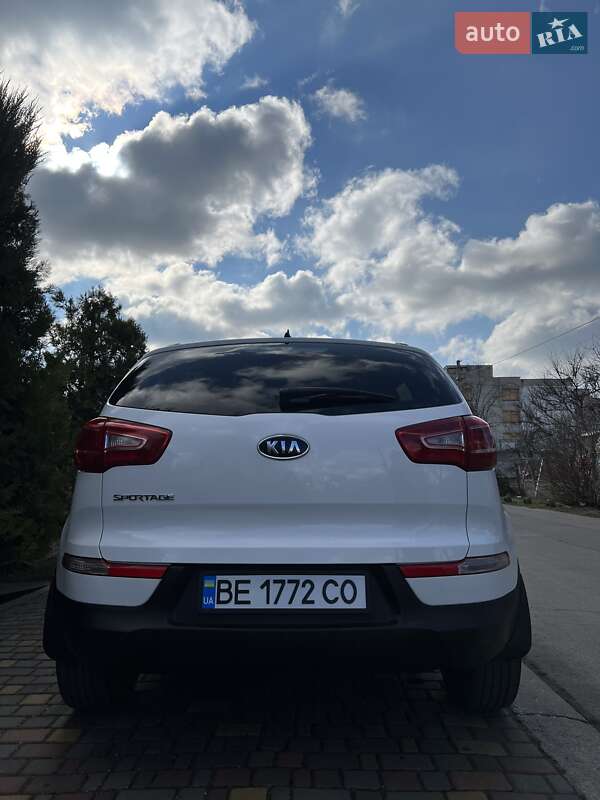 Внедорожник / Кроссовер Kia Sportage 2011 в Николаеве