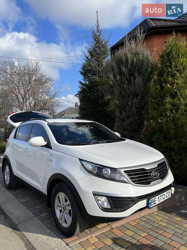 Внедорожник / Кроссовер Kia Sportage 2011 в Николаеве