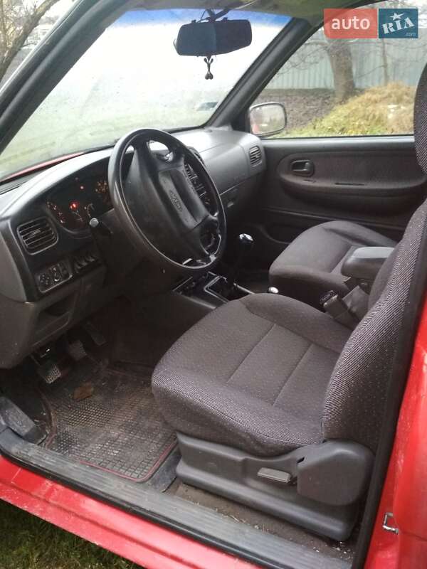 Внедорожник / Кроссовер Kia Sportage 2002 в Золочеве