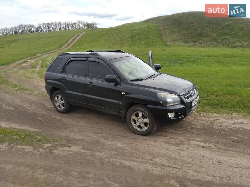 Позашляховик / Кросовер Kia Sportage 2008 в Полтаві