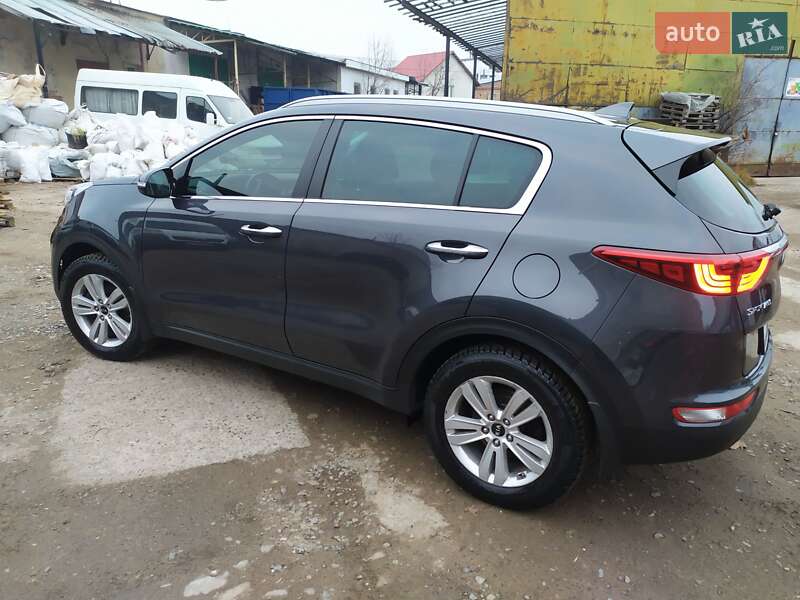 Внедорожник / Кроссовер Kia Sportage 2016 в Львове