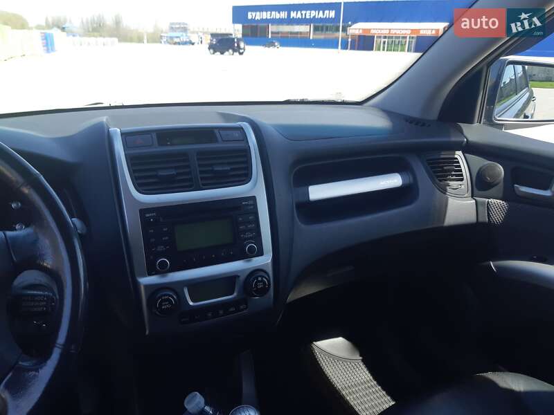 Позашляховик / Кросовер Kia Sportage 2009 в Кам'янець-Подільському