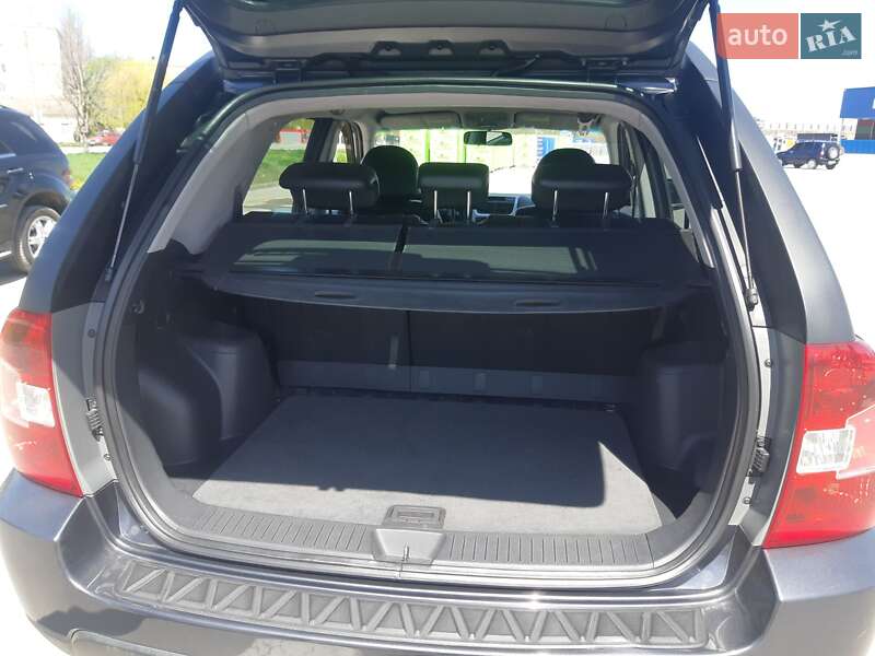 Позашляховик / Кросовер Kia Sportage 2009 в Кам'янець-Подільському