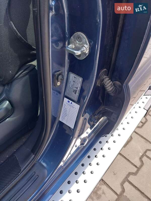 Внедорожник / Кроссовер Kia Sportage 2007 в Нововолынске