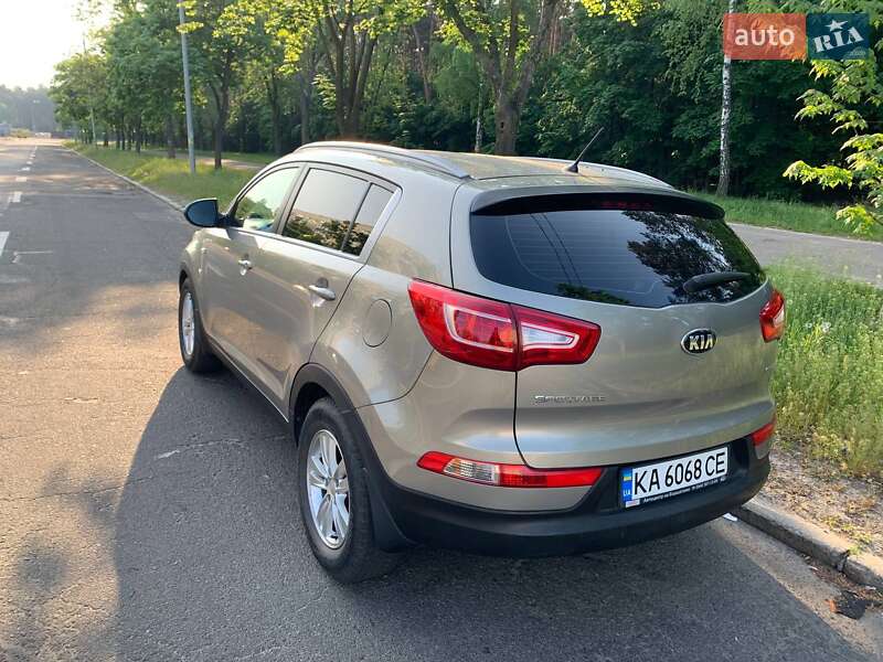 Внедорожник / Кроссовер Kia Sportage 2012 в Киеве