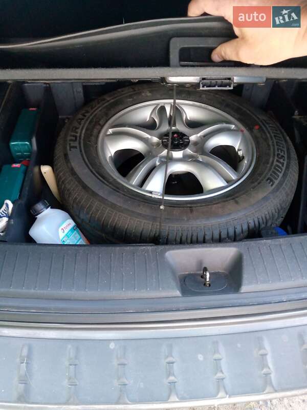 Позашляховик / Кросовер Kia Sportage 2005 в Звенигородці