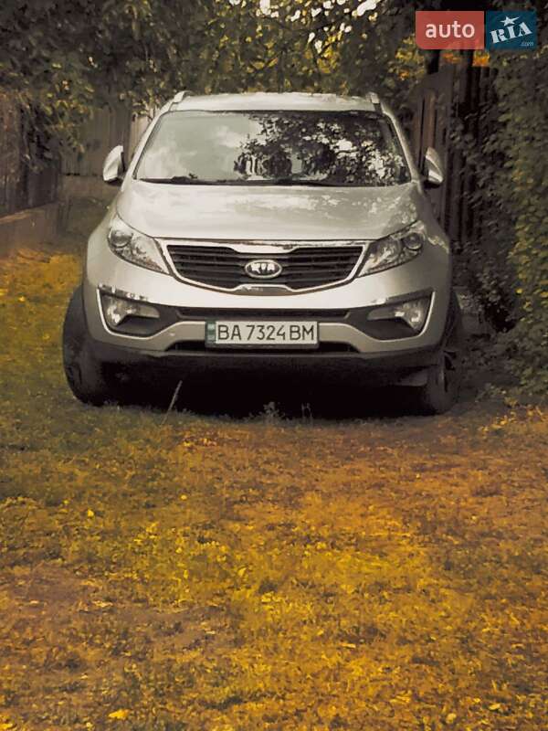 Внедорожник / Кроссовер Kia Sportage 2010 в Кременчуге