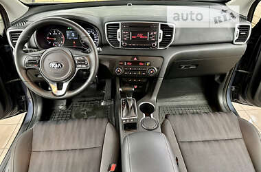 Позашляховик / Кросовер Kia Sportage 2018 в 
