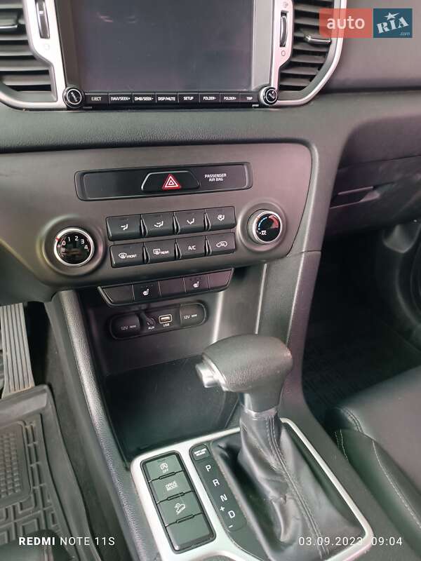 Позашляховик / Кросовер Kia Sportage 2016 в Сумах