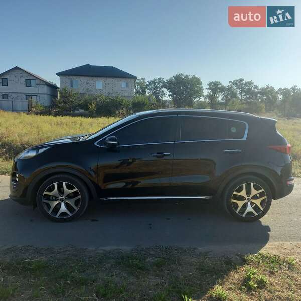 Внедорожник / Кроссовер Kia Sportage 2015 в Вознесенске