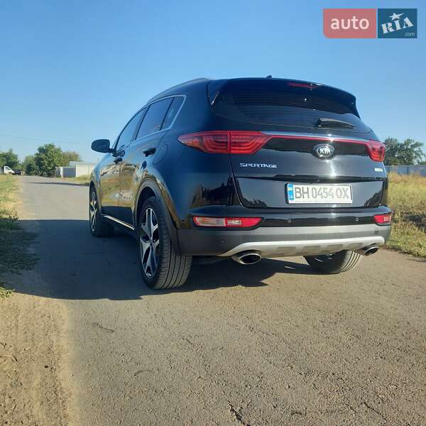 Внедорожник / Кроссовер Kia Sportage 2015 в Вознесенске