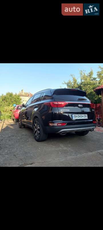 Внедорожник / Кроссовер Kia Sportage 2015 в Вознесенске