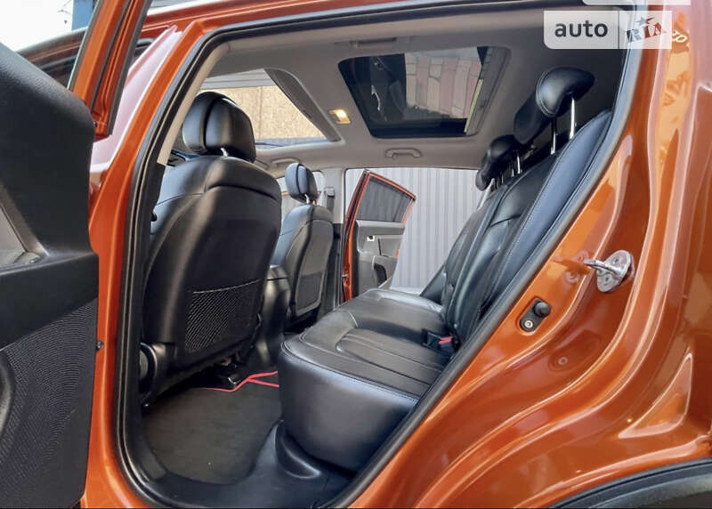 Внедорожник / Кроссовер Kia Sportage 2012 в Киеве