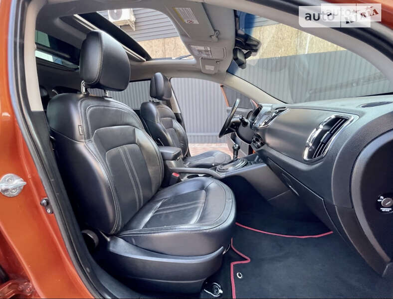 Внедорожник / Кроссовер Kia Sportage 2012 в Киеве