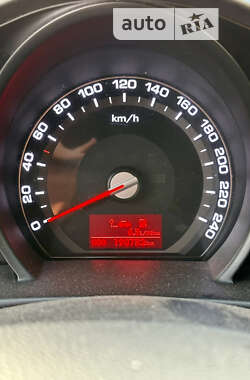 Внедорожник / Кроссовер Kia Sportage 2012 в 