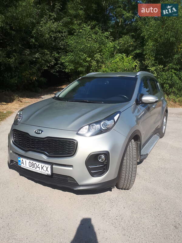 Внедорожник / Кроссовер Kia Sportage 2016 в Кагарлыке