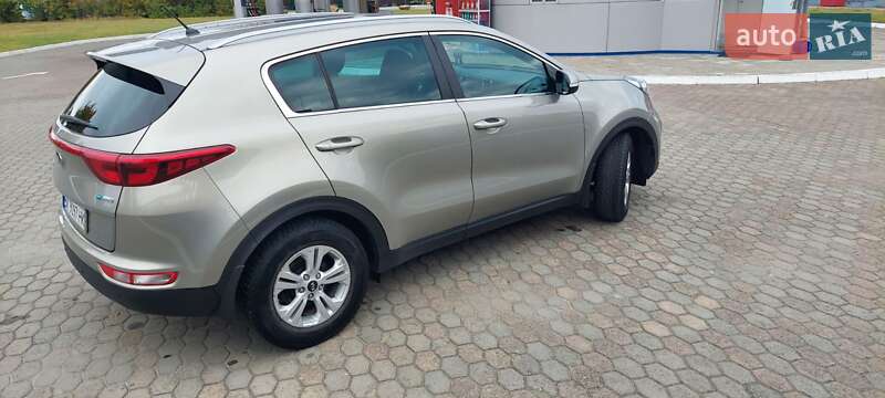 Внедорожник / Кроссовер Kia Sportage 2017 в Костополе
