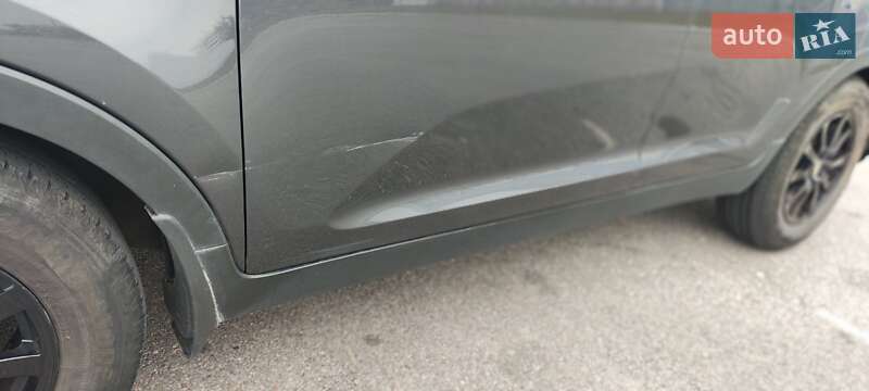 Внедорожник / Кроссовер Kia Sportage 2012 в Синельниково