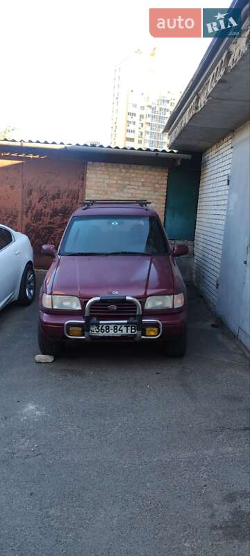 Позашляховик / Кросовер Kia Sportage 1996 в Києві