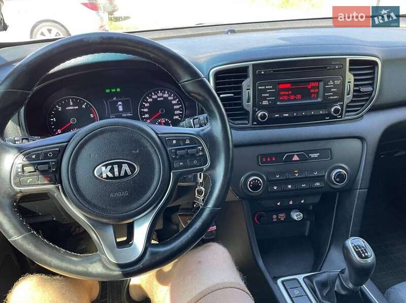 Позашляховик / Кросовер Kia Sportage 2017 в Хмельницькому
