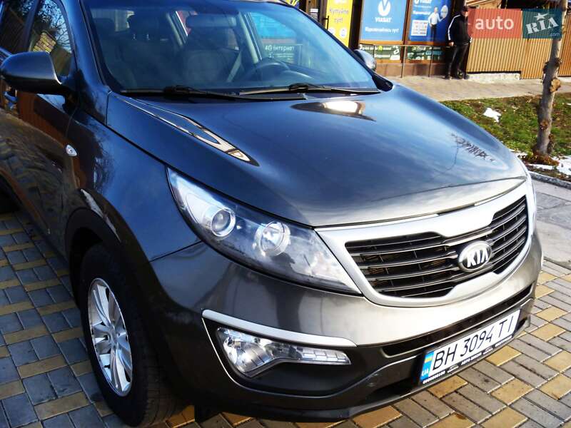 Позашляховик / Кросовер Kia Sportage 2012 в Христинівці