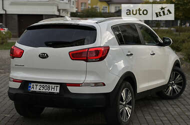 Внедорожник / Кроссовер Kia Sportage 2014 в Ивано-Франковске